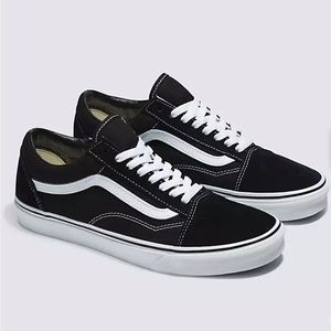 VGUC- Vans ‘Old Skool’ Suede/Canvas Sneaker